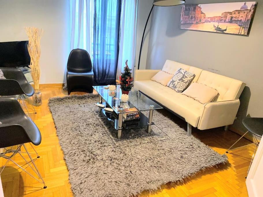 2Bdr Olympianzeus Apt With Netflix Atene Esterno foto