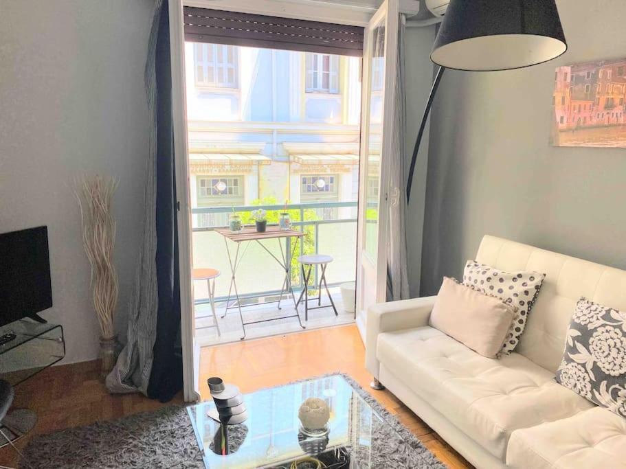 2Bdr Olympianzeus Apt With Netflix Atene Esterno foto